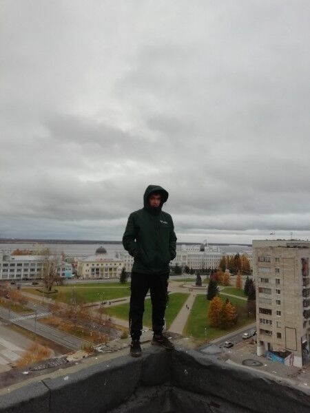  18033676  , 32 ,    -