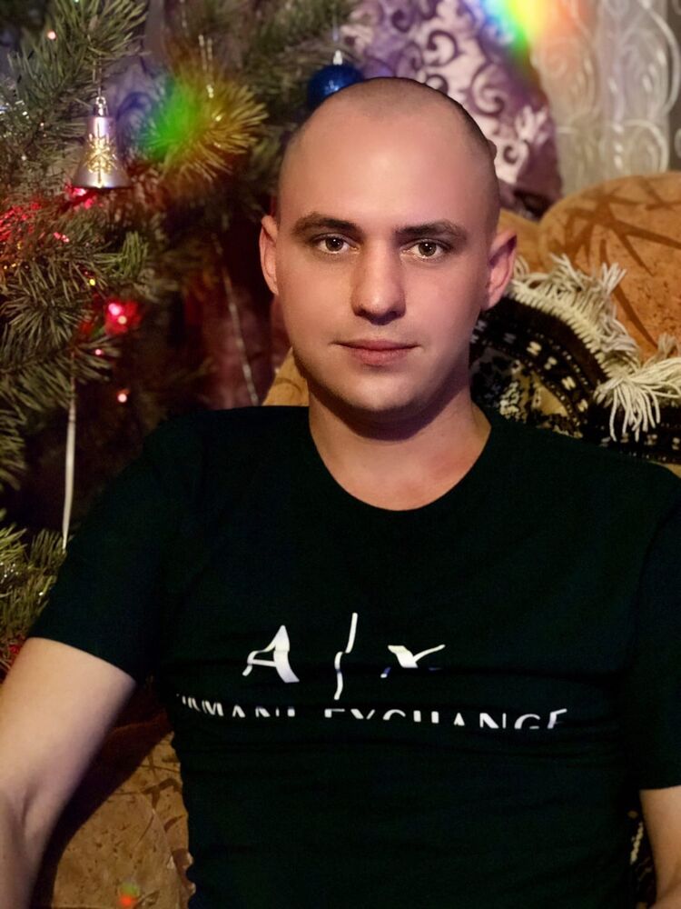  44917446  , 28 ,     
