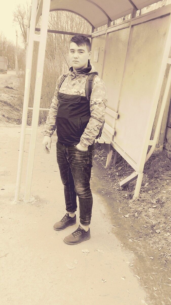  ,   Xadidi, 32 ,   ,   , c 