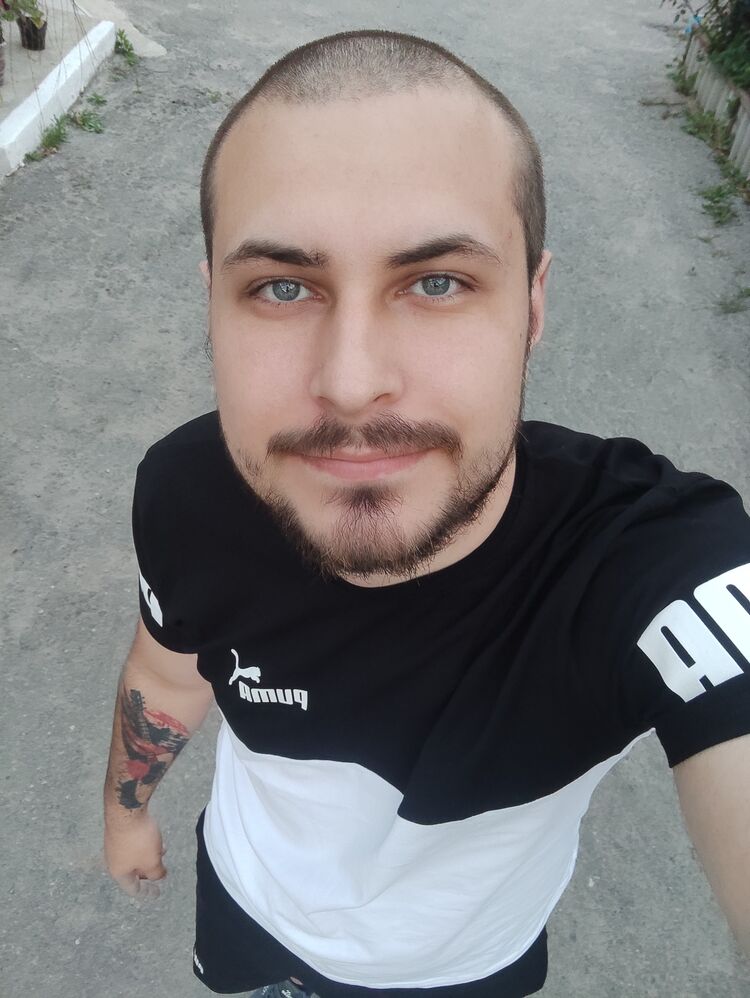 46561276  , 24 ,    