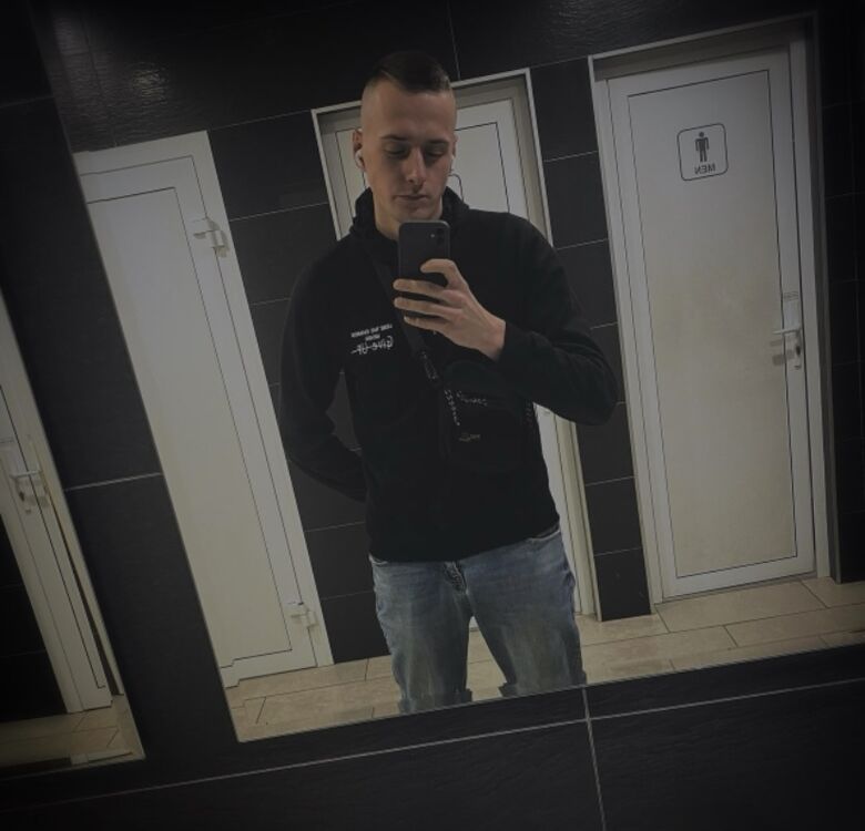  48450616  , 23 ,    