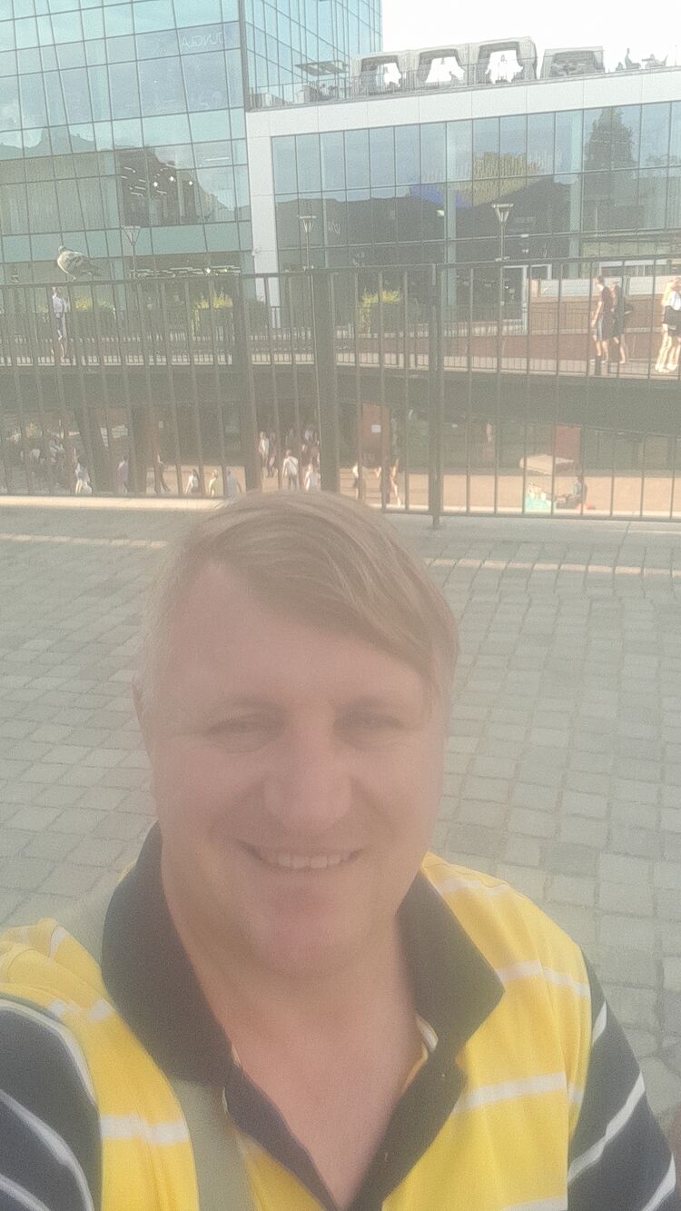  ,   Petro, 43 ,   ,   