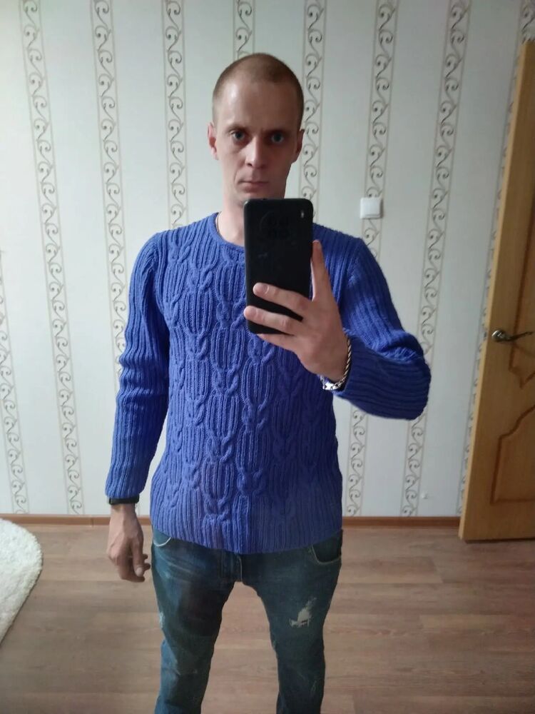  ,   Konstantin, 34 ,   ,   , c 