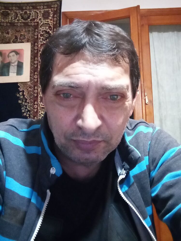  49553196  , 42 ,    