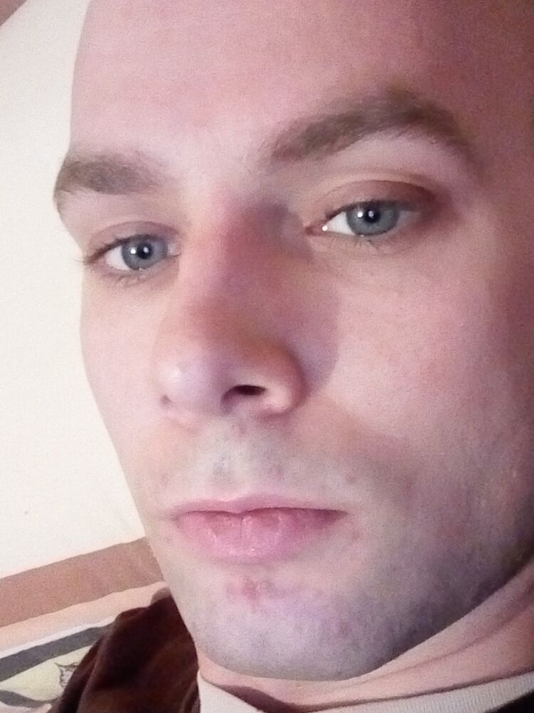  -,   , 32 ,   