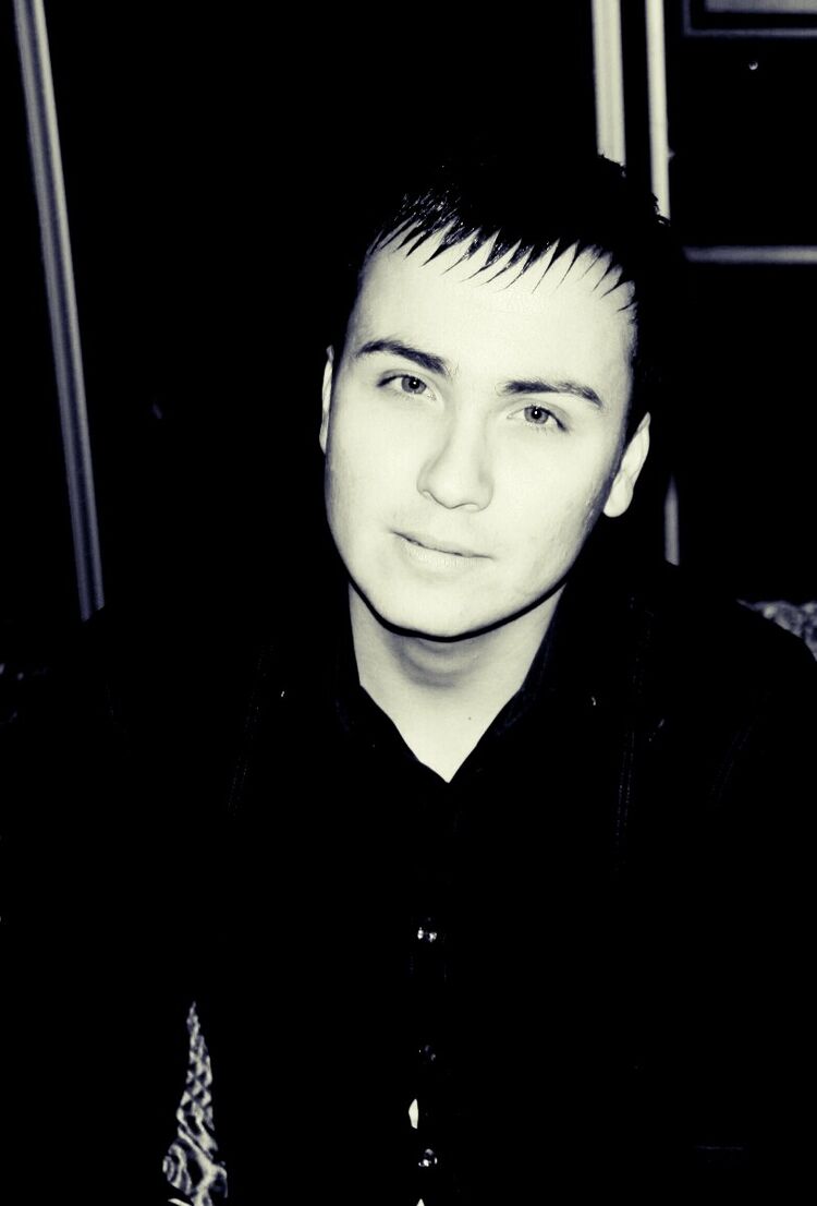  6857546  Otabek, 31 ,    