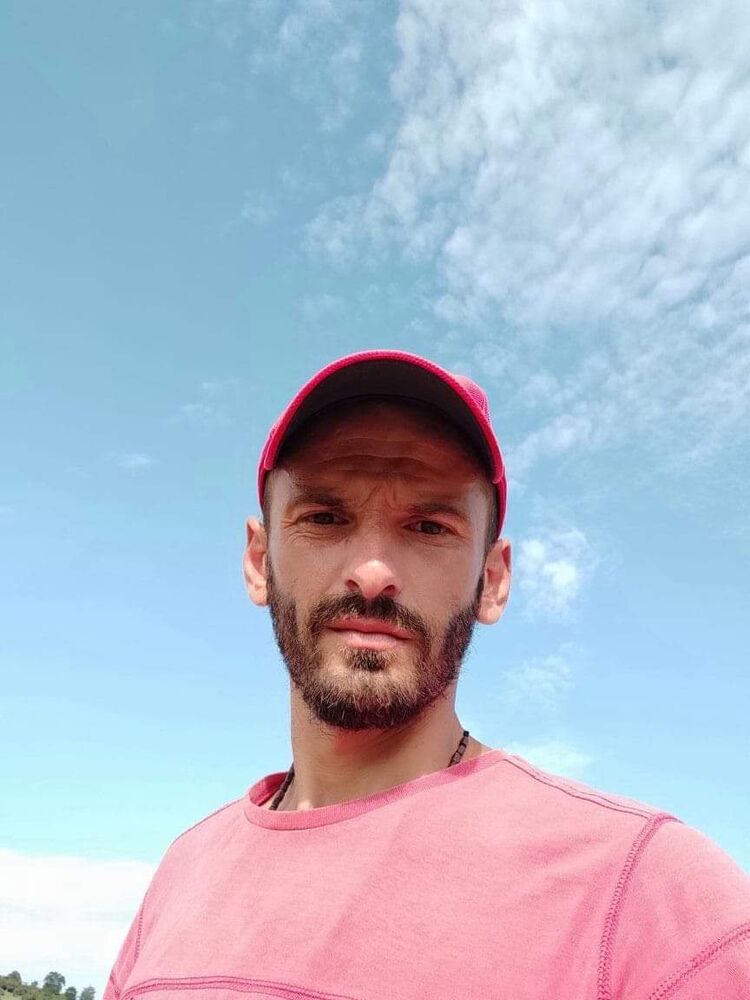  37802686  Ramin, 37 ,    