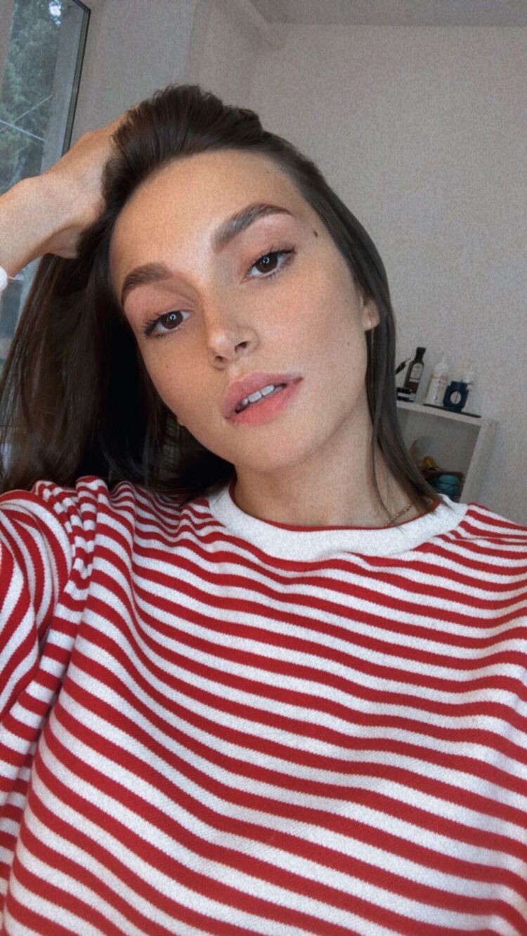  ,   Polina, 25 ,     , c 