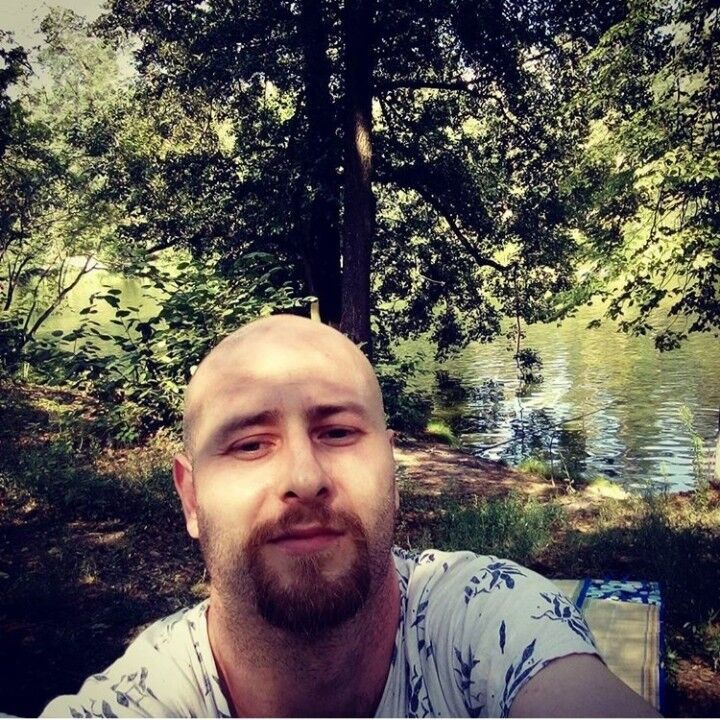  ,   Mert, 37 ,   ,   , c 