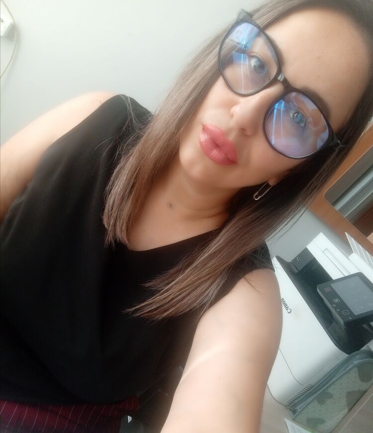  52837496  , 33 ,    