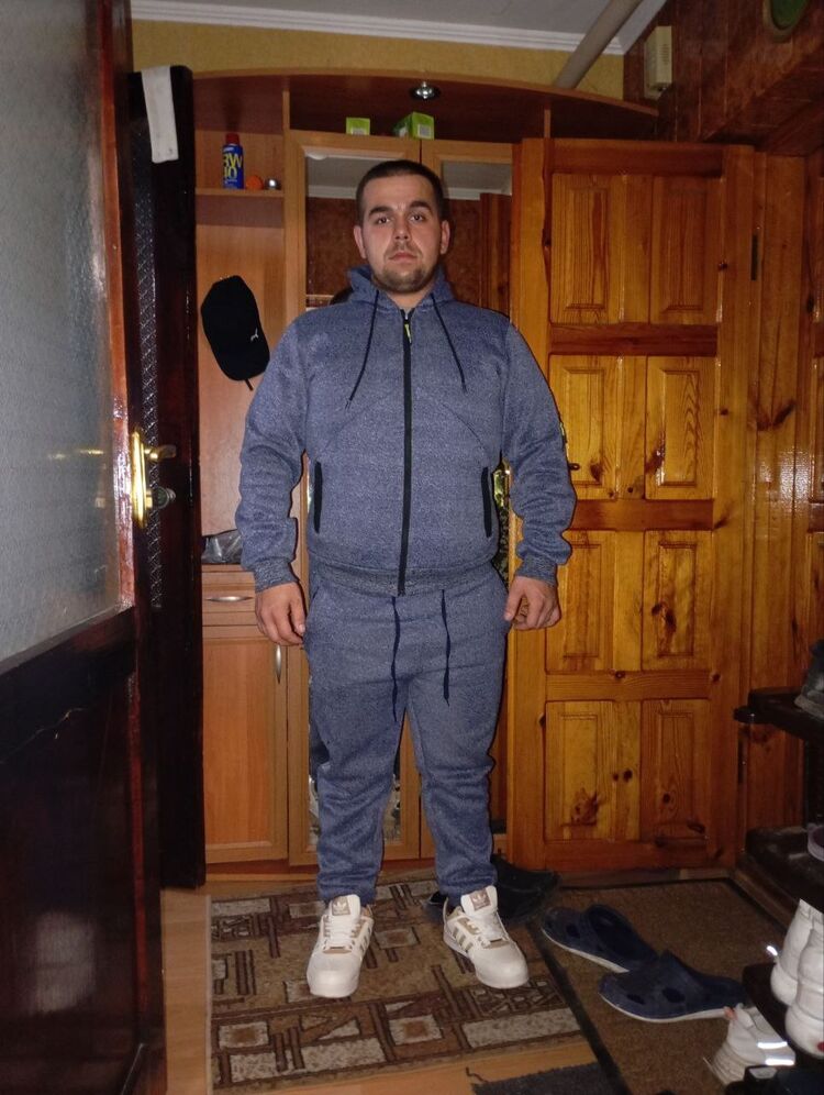  47564686  , 24 ,    