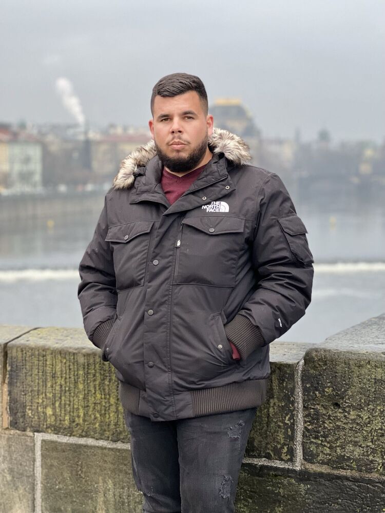  Azor,   , 30 ,     , c 