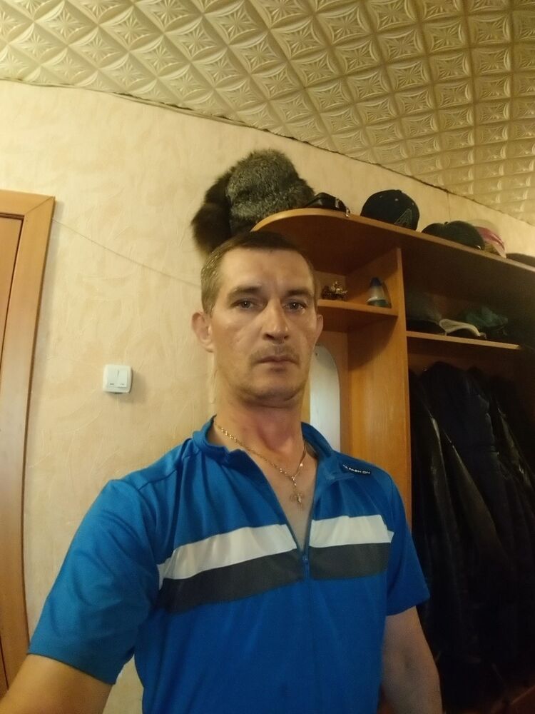  ,   Valeriy, 44 ,   ,   , c 