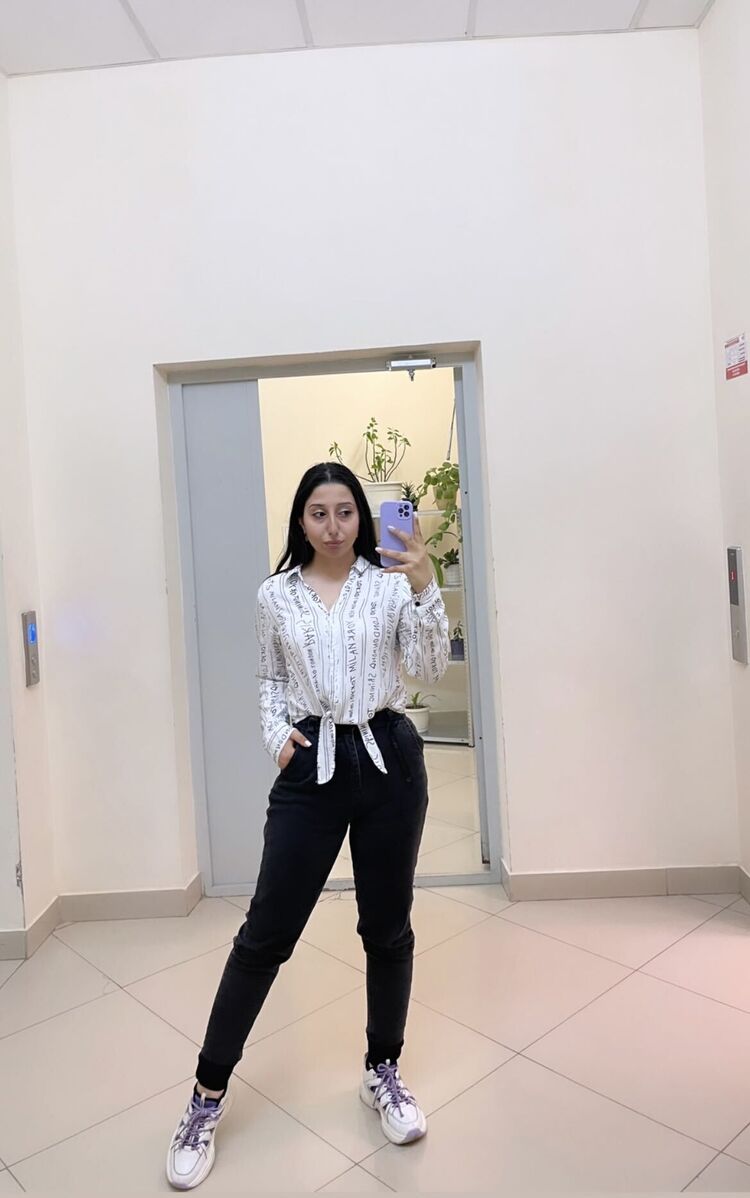  --,   , 21 ,  