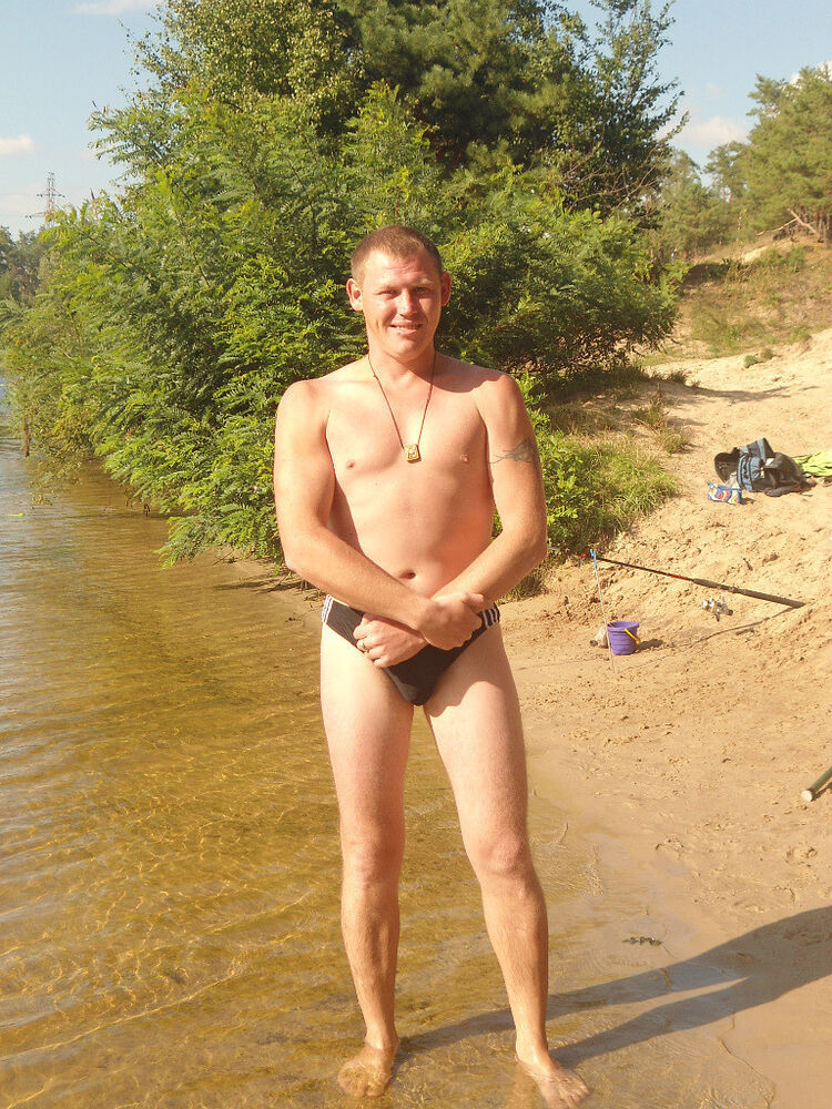  ,   Maks, 43 ,   ,   , c , 