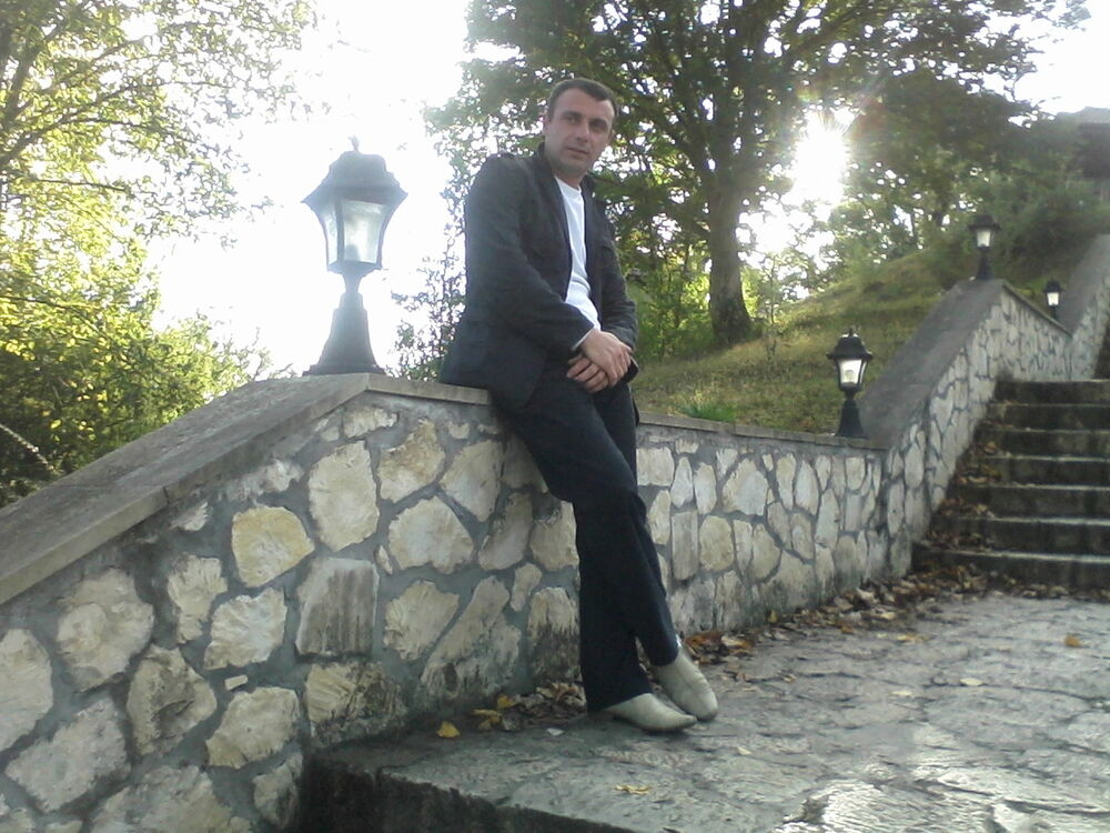  ,   Tazo, 39 ,   