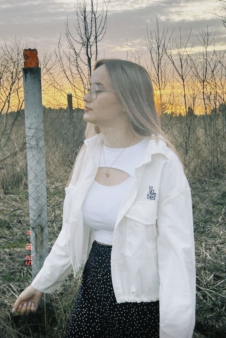  52875776  , 21 ,    