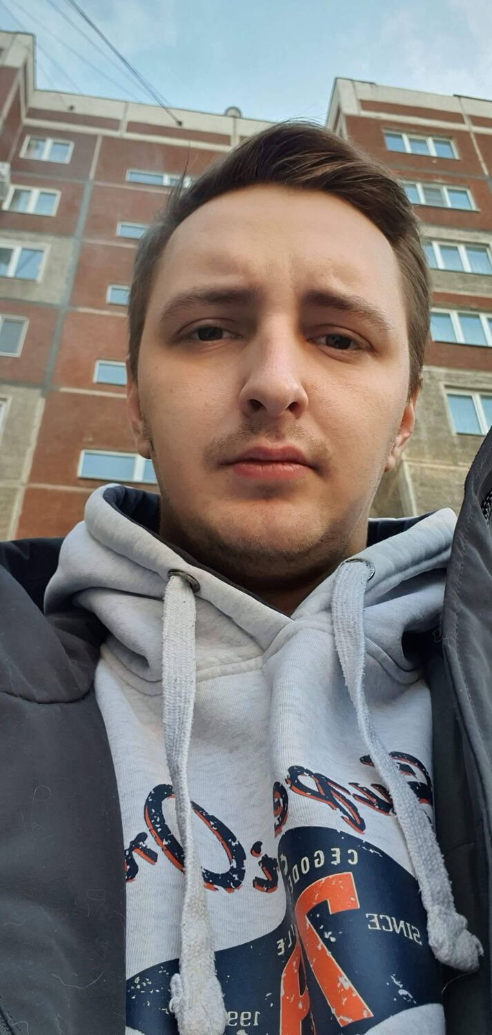  51535456  Konstantin, 31 ,    