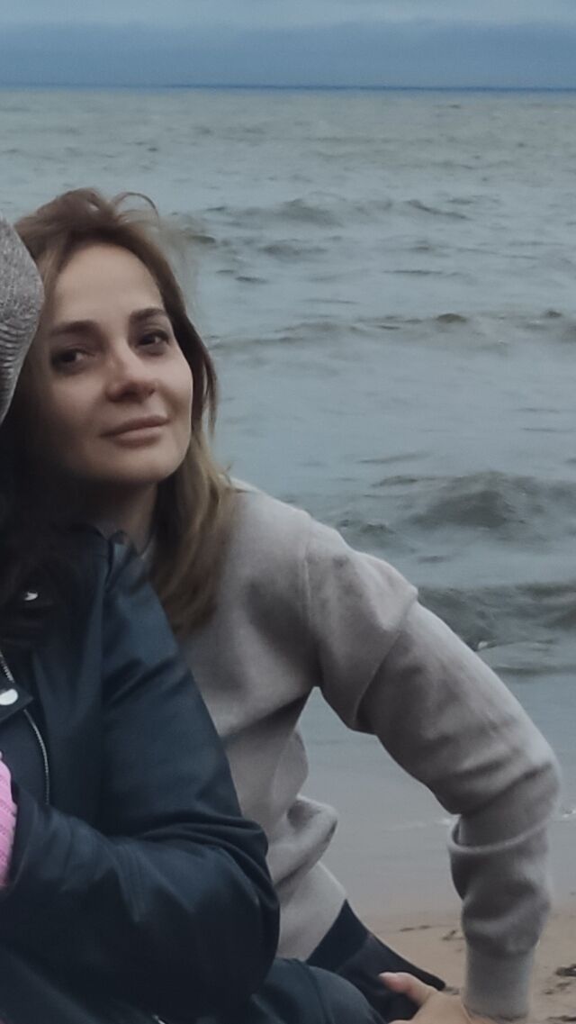  53669946  Anna, 50 ,    