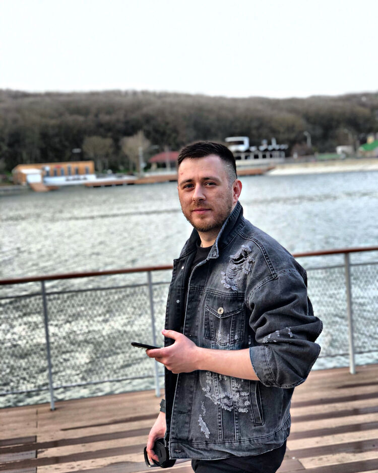 ���������� ����������, ���� ������� Roman, 33 ����, ������������ ��� ������, ����� � ���������