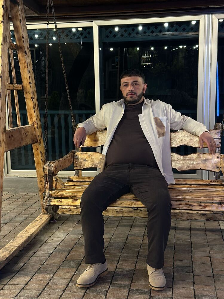  54462786  Karen, 35 ,    