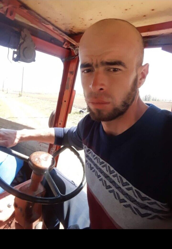  46396006  , 33 ,    