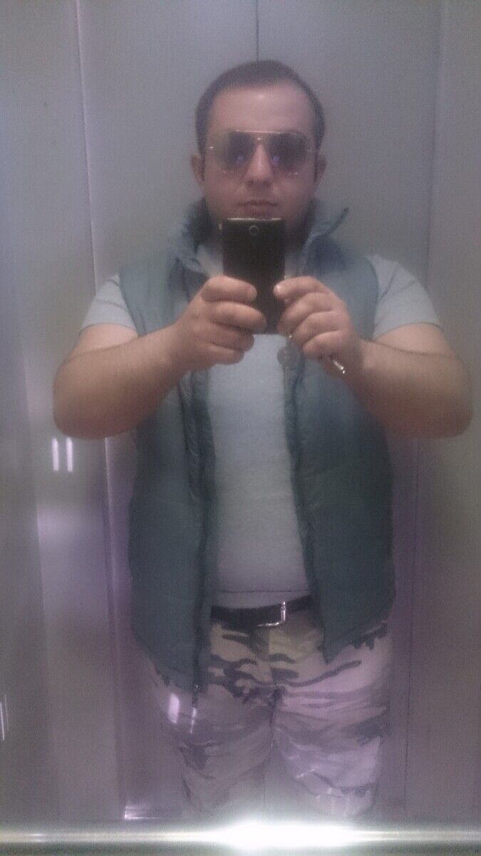  22025476  , 35 ,    