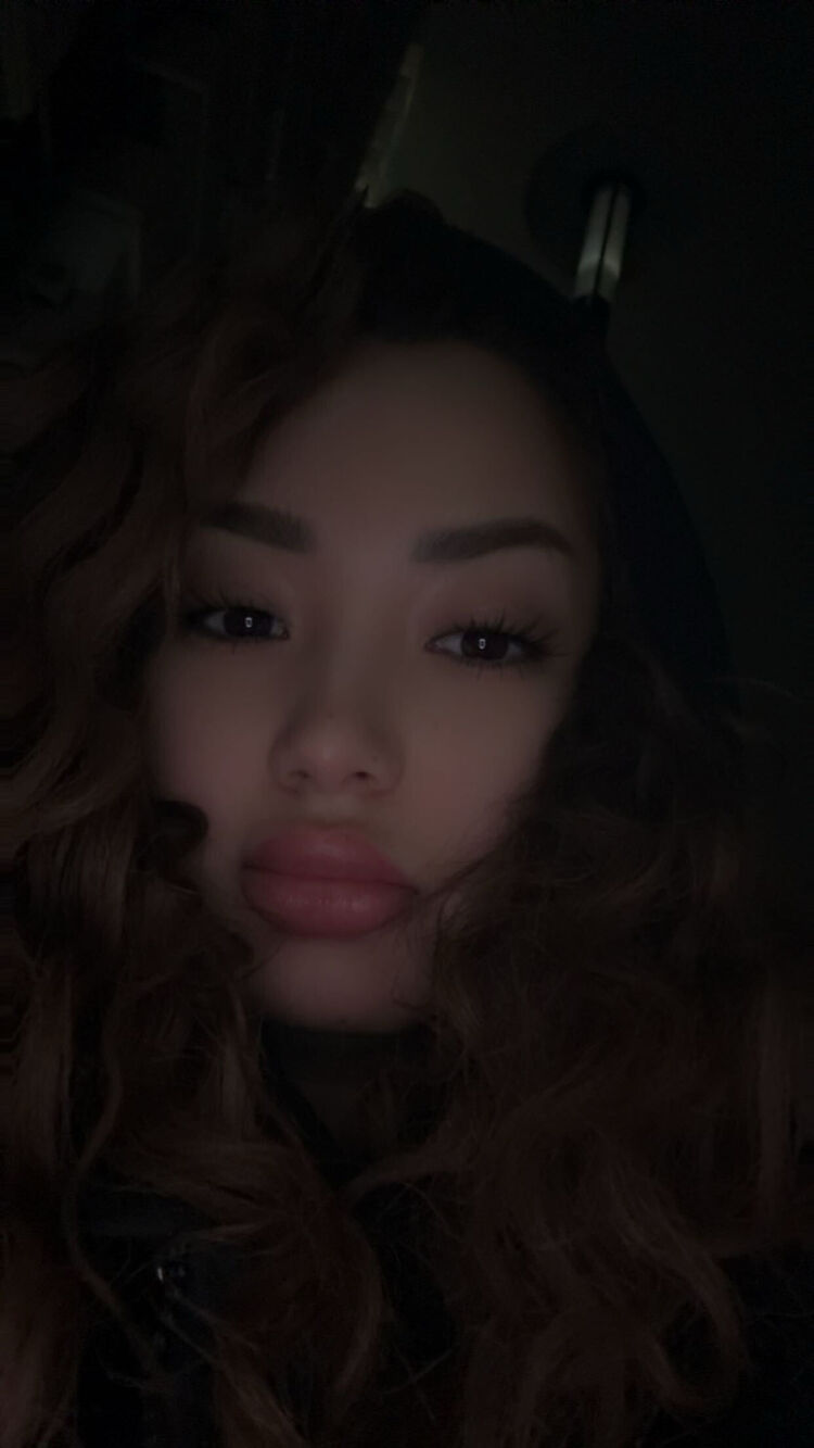  54688756  Yasi, 28 ,    