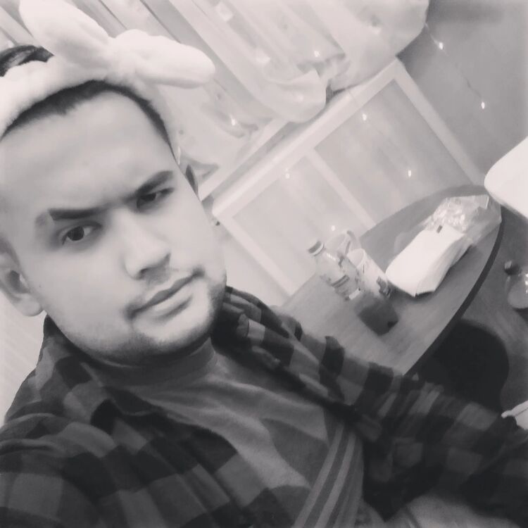  31737476  Sergio, 30 ,    