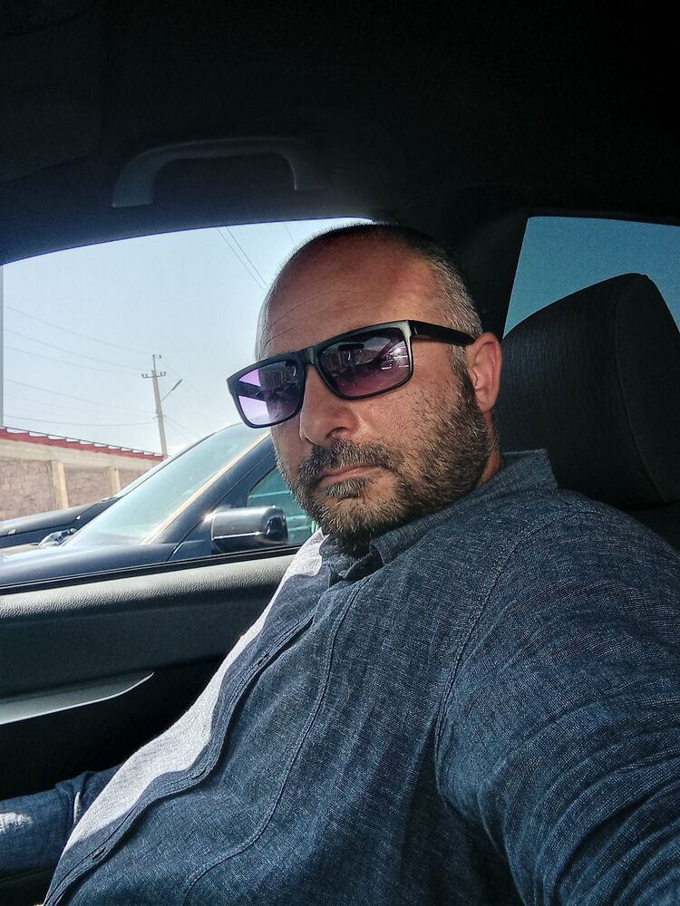 ���� 25160156 ������� Vahan, 41 ���, ���� ���������� � �������