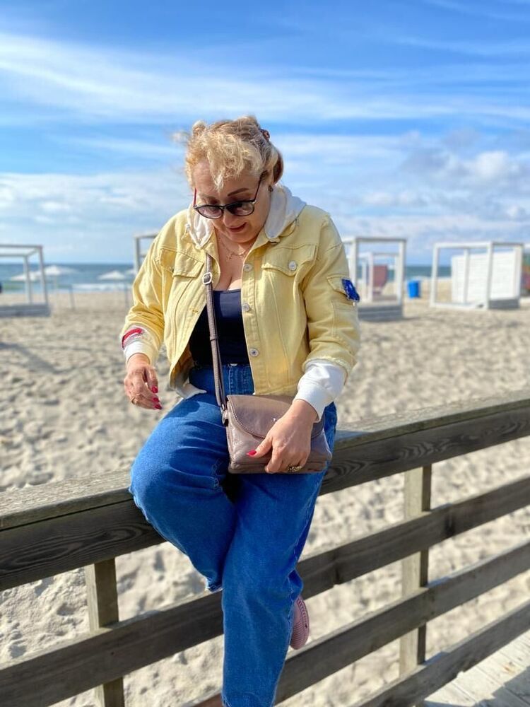   ,   , 52 ,   c 