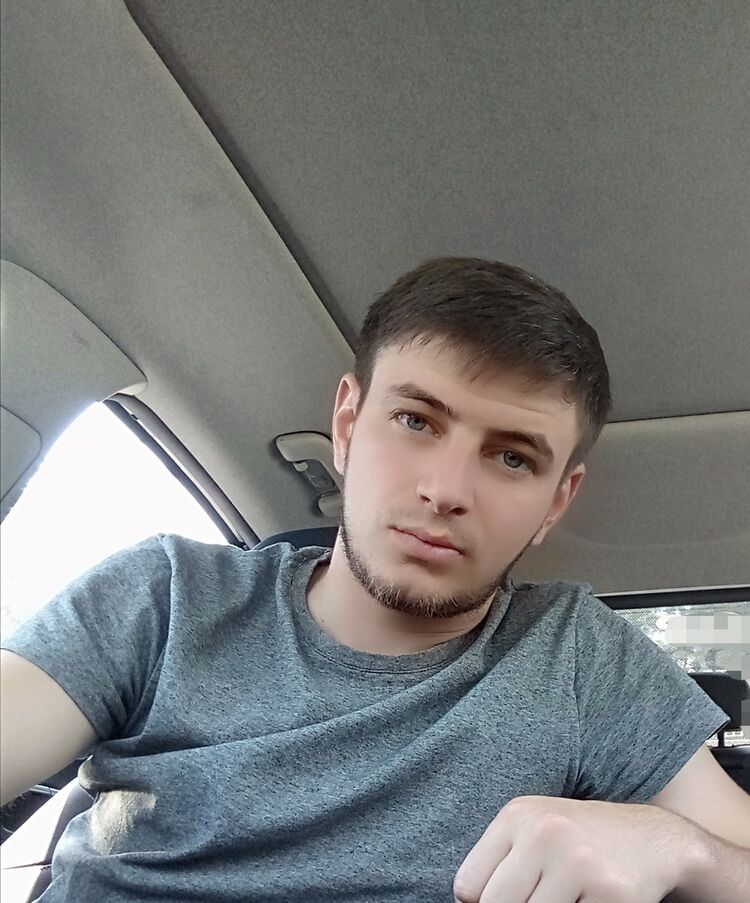  ,   Tom, 29 ,   ,   