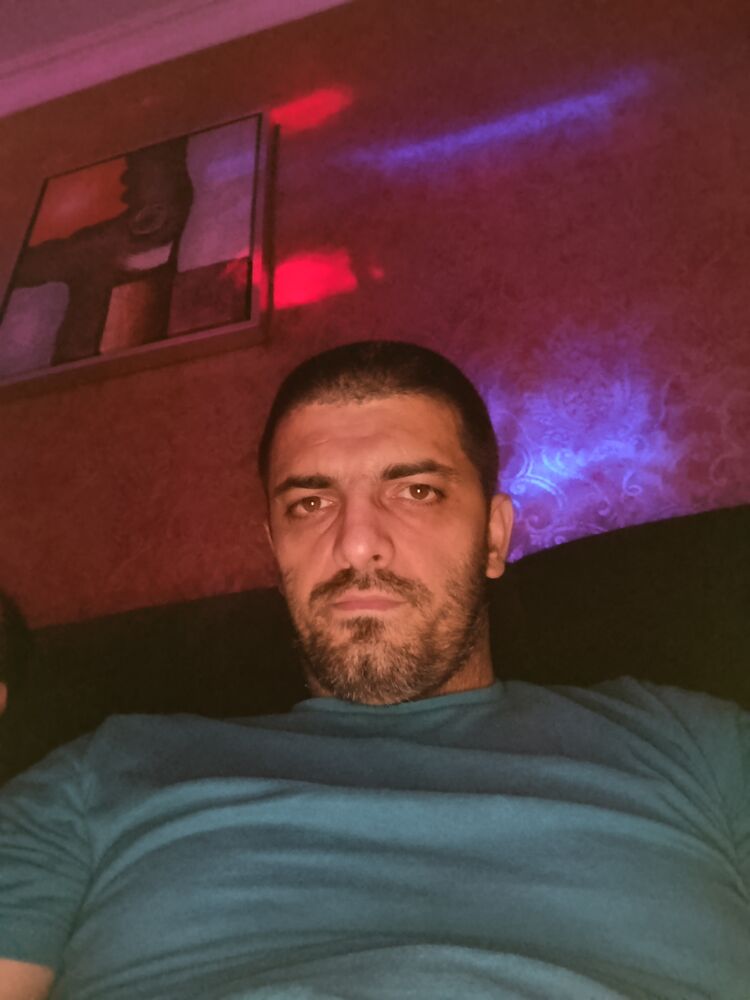  45046076  , 35 ,    