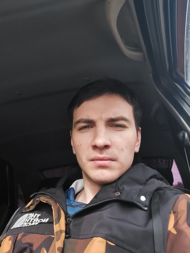  32230236  Ivan, 32 ,    
