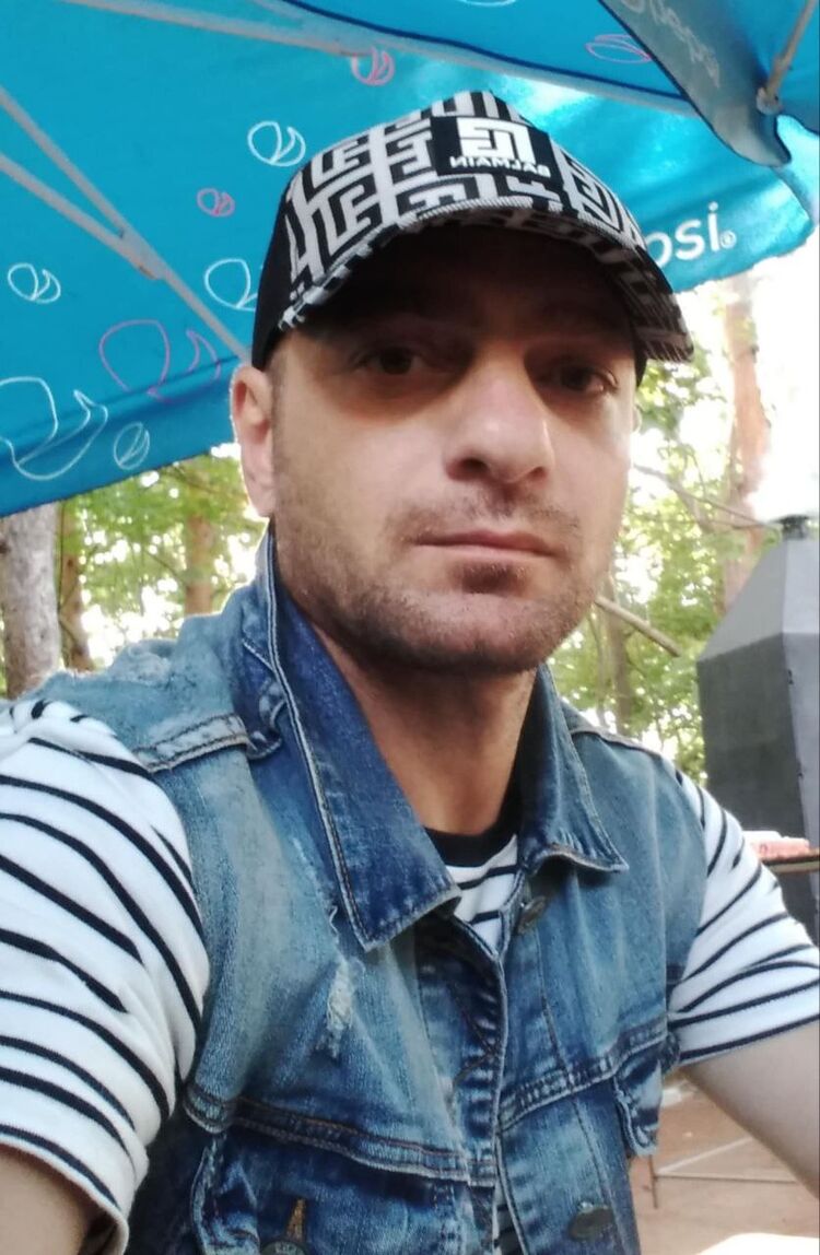  ,   Gio, 39 ,   ,   