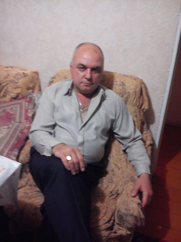 5850256  Konstantin, 60 ,    
