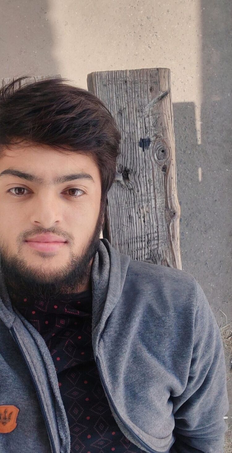  48236606  Safar, 28 ,    