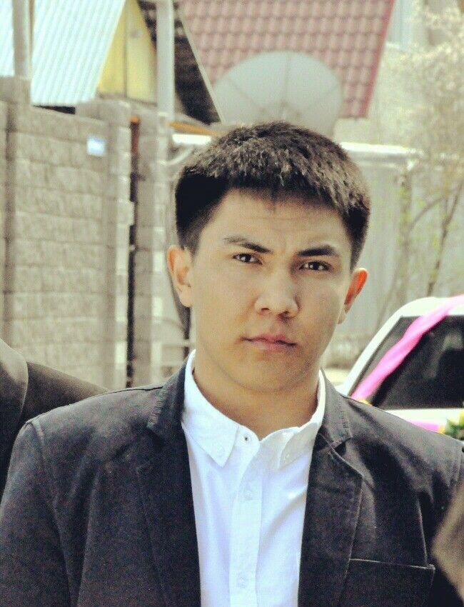  5953696  Arman, 38 ,    