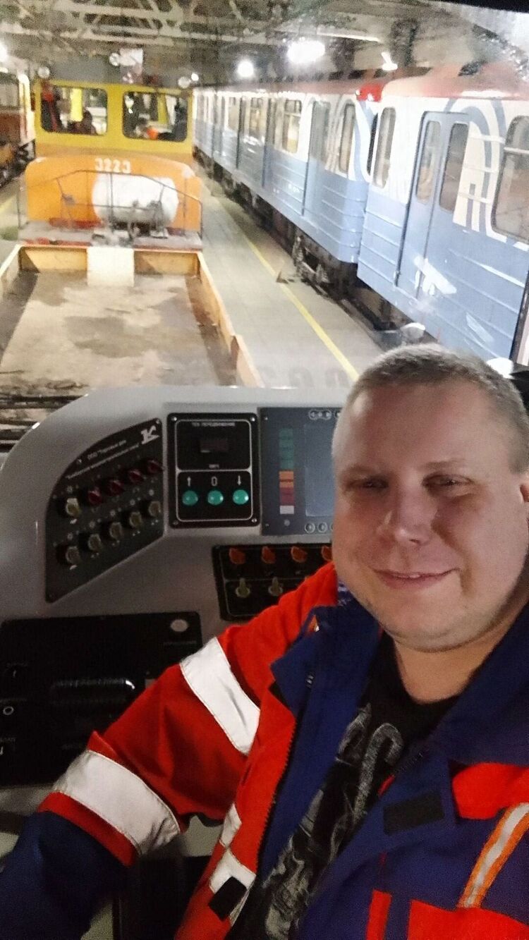  48177526  , 43 ,    