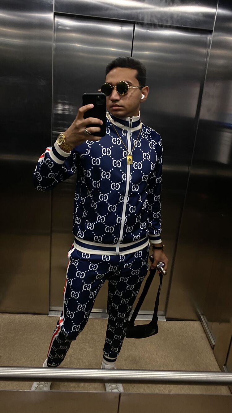  50883846  Gucci Gang, 28 ,    --