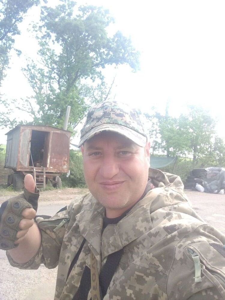  27198436  , 44 ,    