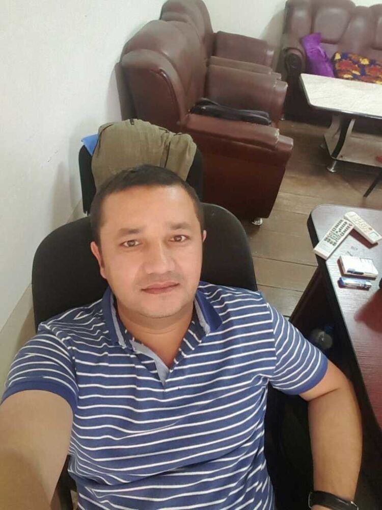  18774806  Zuhriddin, 45 ,    