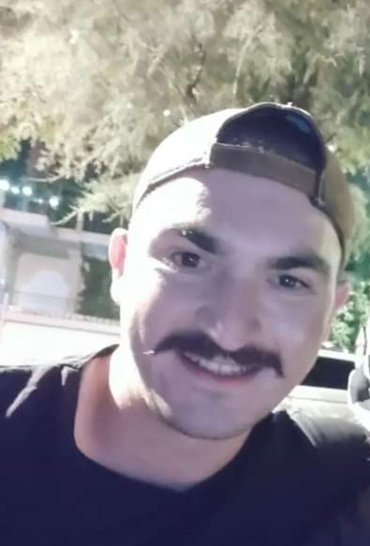  54146266  Falcon, 30 ,    