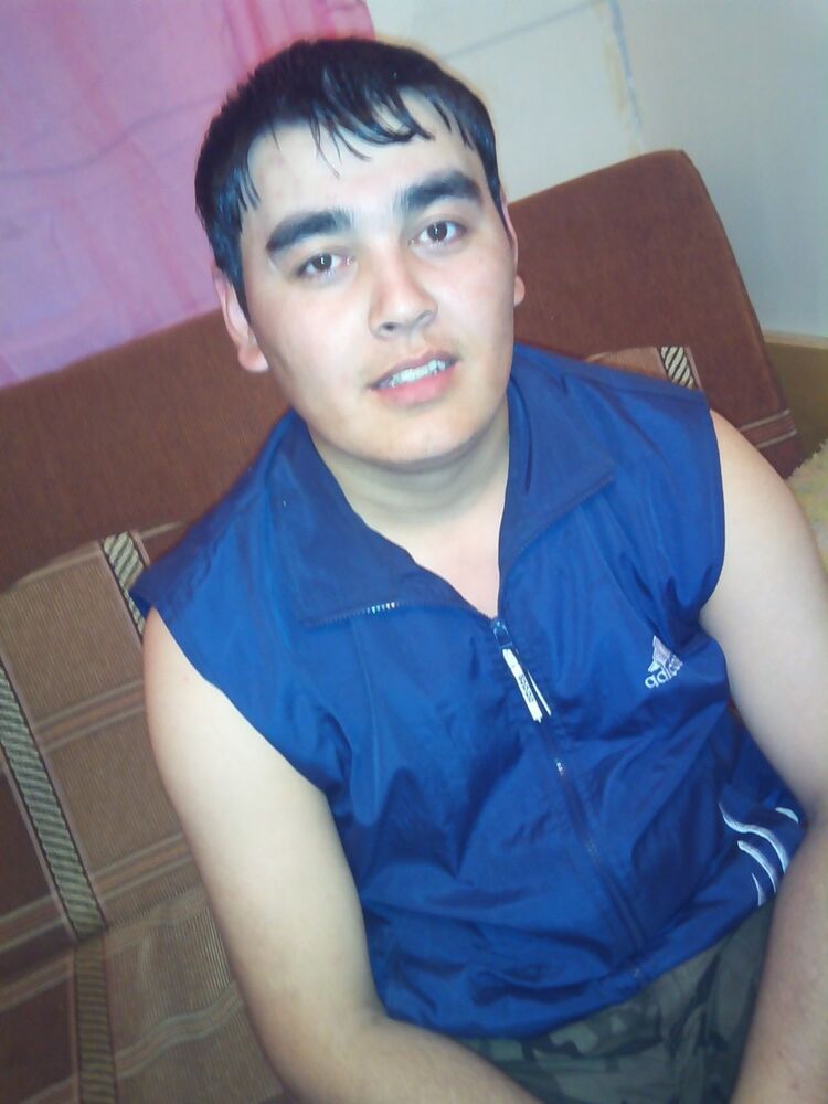  7988336  Jaxongir, 34 ,    