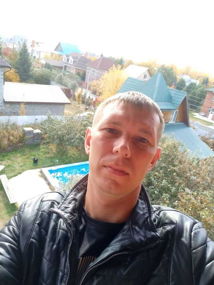  49623616  Paha, 36 ,    