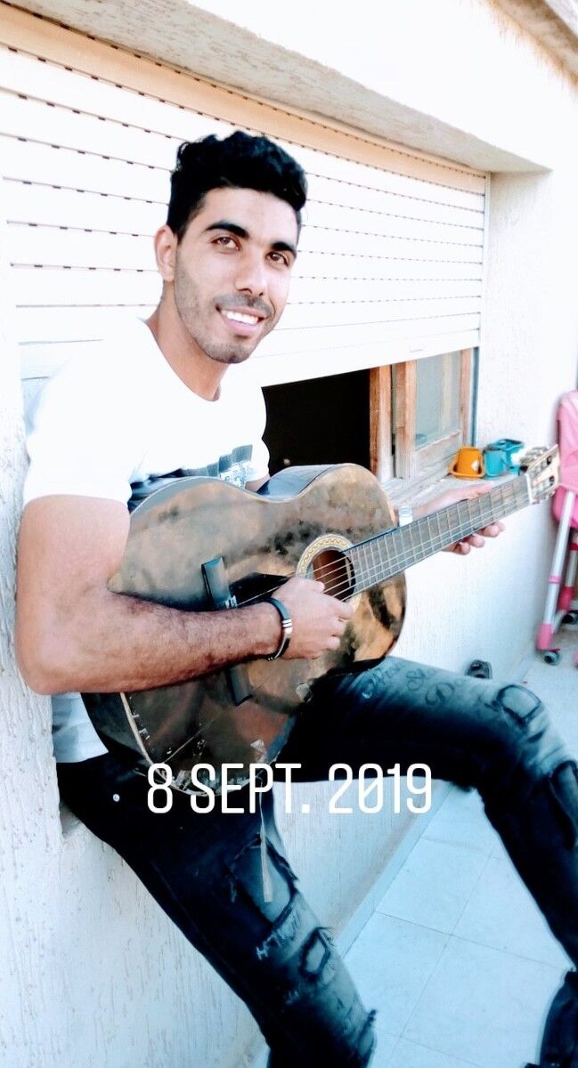  ,   Youssef, 31 ,   ,   , c 