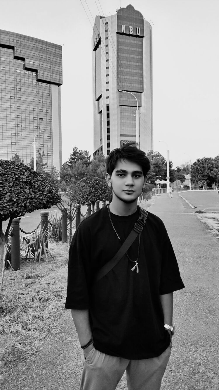  53795996  Umid, 23 ,    