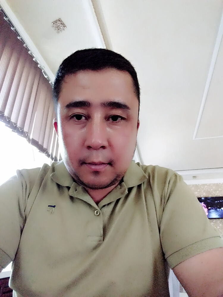  51347876  , 40 ,    Bansko