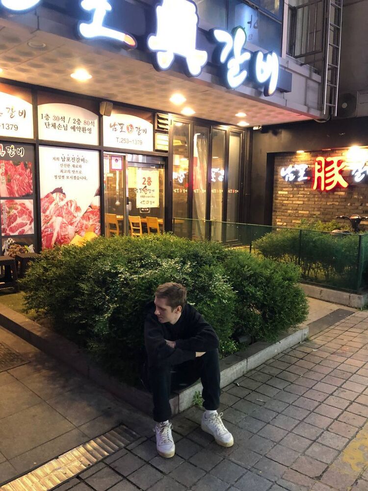  ,   Vlad, 26 ,   ,   