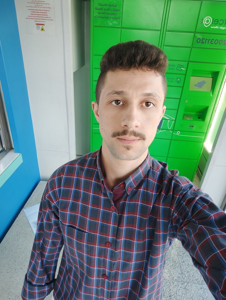  Jiddah,   Hesham, 27 ,   ,   